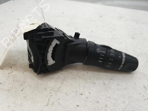 Used Steering column stalk NISSAN X-TRAIL I (T30) 2.2 Di 4x4 (114 hp) 22881520