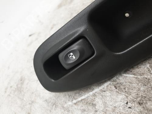 Used Right front window switch Right front window switch RENAULT SCÉNIC I MPV (JA0/1_, FA0_) 1.9 dCi (JA05, JA1F) (102 hp) 24055592 24055592