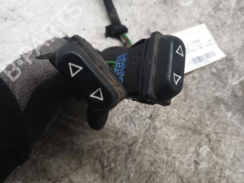 Used Switch PEUGEOT 306 (7B, N3, N5) 1.6 SR (89 hp) 28423641