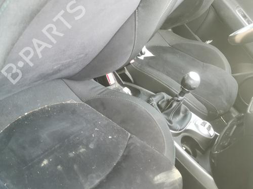 Right front seat ALFA ROMEO MITO (955_) 1.4 MultiAir (955AXN1B) | BP24055586C16 - Image 3