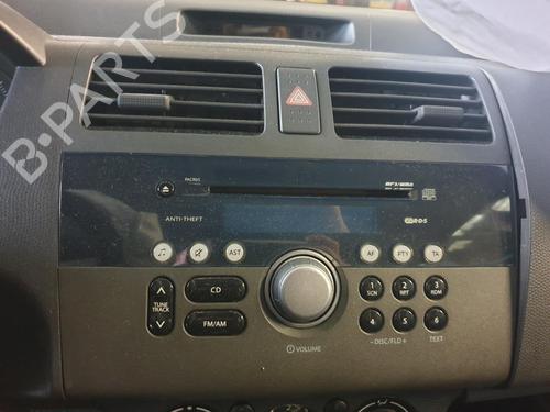 radio-suzuki-swift-iii-mz-ez-2005-30863360 main image