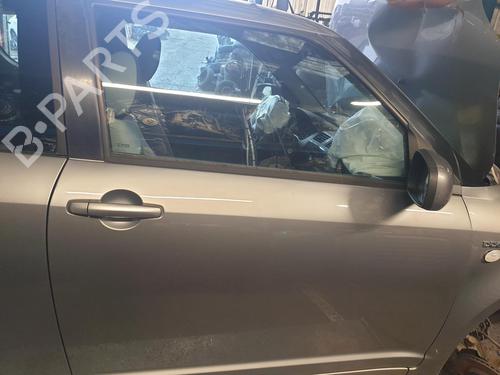 Used Right front door SUZUKI SWIFT III (MZ, EZ) 1.3 DDiS (RS413D) (75 hp) 30863345