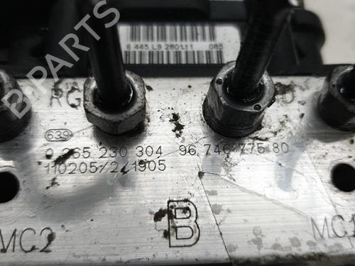 ABS pump PEUGEOT 5008 (0U_, 0E_) 1.6 HDi | BP22884504M43