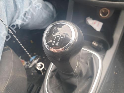 Used Shift knob Shift knob OPEL CORSA D (S07) 1.3 CDTI (L08, L68) (90 hp) 28131702 28131702
