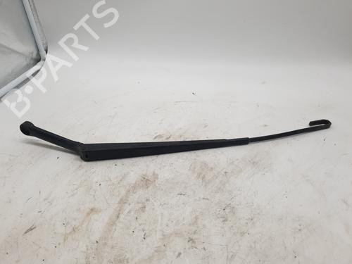 Used Front windshield wiper arm AUDI A6 C5 Avant (4B5) 1.9 TDI (110 hp) 22883170
