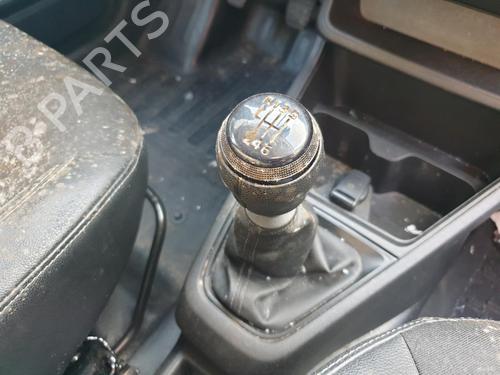 Used Shift knob RENAULT EXPRESS Box Body/MPV 1.5 Blue dCi 95 (F6AB) (95 hp) 29201705