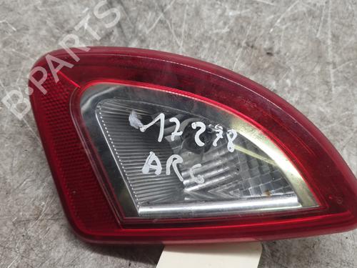 Venstre baklys, luke RENAULT TWINGO II (CN0_) 1.2 16V (CN04, CN0B) (75 hp) 31329171