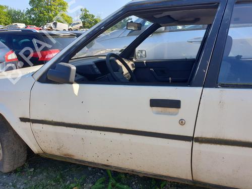 Used Left front door Left front door 25624403 25624403