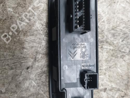 Used Left front window switch Left front window switch PEUGEOT 308 I (4A_, 4C_) 1.6 16V (120 hp) 28386266 28386266