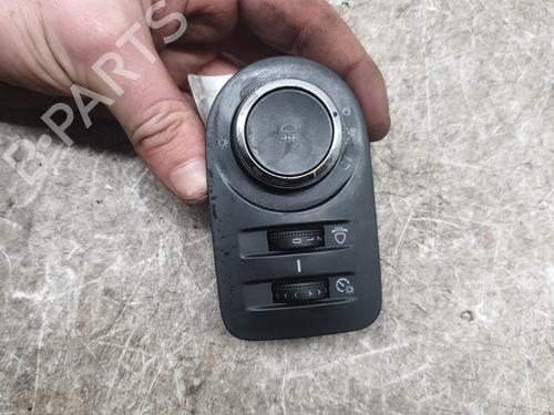Used Headlight switch Headlight switch OPEL CORSA D (S07) 1.3 CDTI (L08, L68) (75 hp) 32991964 32991964