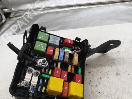 Fuse box PEUGEOT 2008 I (CU_) 1.5 BlueHDI 100 | BP24423080E1 - Image 2