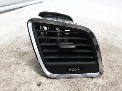 air-vent-seat-ateca-kh7-khp-2016-31046141 main image