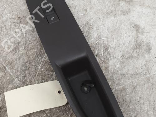 Used Right front window switch OPEL MOKKA / MOKKA X (J13) 1.4 (_76) (140 hp) 25624384