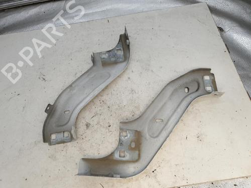 Used Right headlight support Right headlight support PEUGEOT PARTNER Box Body/MPV 1.6 HDi (90 hp) 24421884 24421884