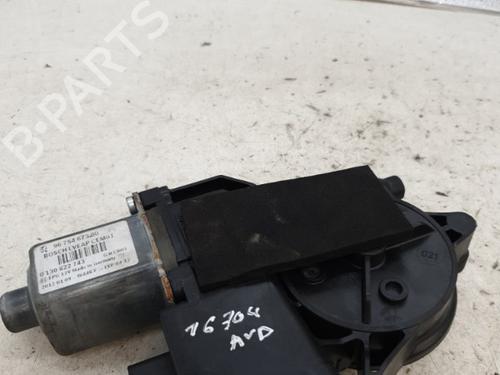 Used Right front window motor PEUGEOT 308 I (4A_, 4C_) 2.0 HDi (150 hp) 22864994