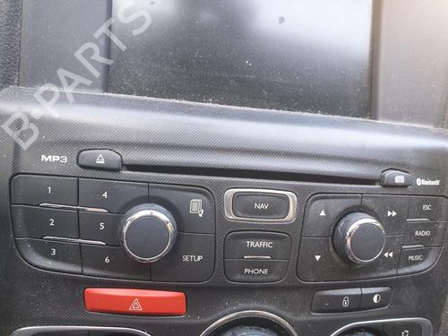 Used Radio Radio 37526778 37526778