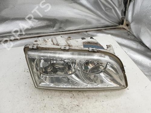 Right headlight VOLVO V40 Estate (645) 1.9 TD | BP22867677C29 