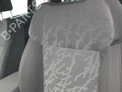 Left front seat PEUGEOT 3008 I MPV (0U_) 1.6 HDi | BP29839916C15
