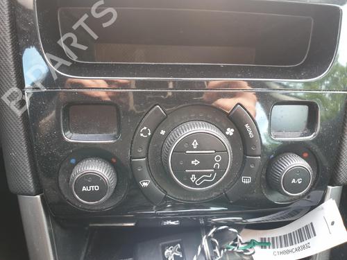 AC-Styringsenhed/Manøvreenhed AC-Styringsenhed/Manøvreenhed PEUGEOT 308 I (4A_, 4C_) 1.6 HDi (112 hp) 35789218 35789218