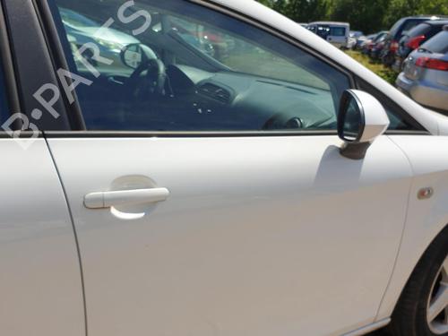 Used Right front door SEAT LEON (1P1) 1.6 TDI (105 hp) 26008249
