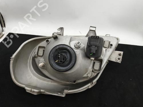 Right headlight RENAULT TRAFIC II Van (FL) 1.9 dCi 100 (FL0C) | BP22885718C29 