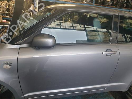 left-front-door-suzuki-swift-iii-mz-ez-2005-30863343 main image