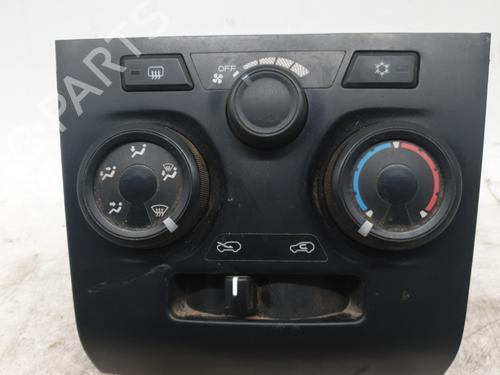 climate-control-isuzu-d-max-ii-tfr-tfs-2012-25454444 main image