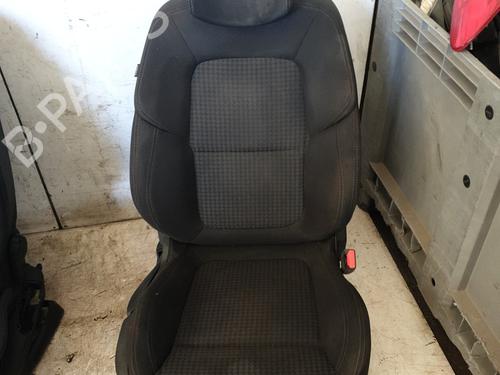 Used Right front seat RENAULT TALISMAN Grandtour (KP_) 1.6 dCi 130 (130 hp) 24446511