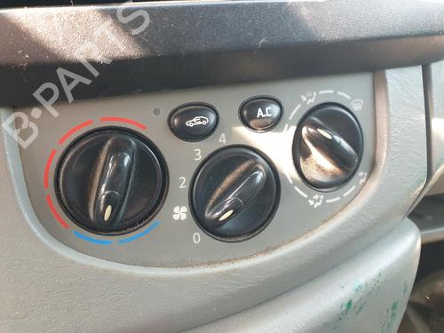 Climate control RENAULT TRAFIC II Van (FL) 2.5 dCi 145 (FL0J) | BP26573730I5 