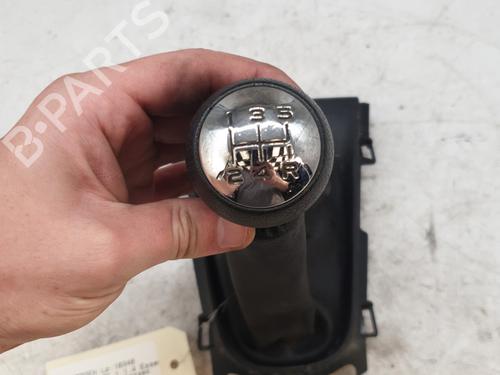Used Shift knob Shift knob 37588070 37588070