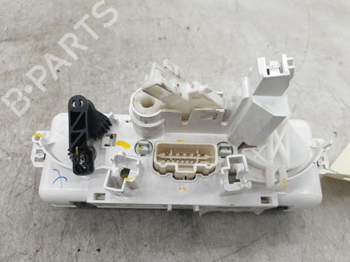 Used Climate control Climate control RENAULT CLIO III (BR0/1, CR0/1) 1.5 dCi (75 hp) 24421060 24421060