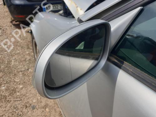 Used Left mirror Left mirror 37470744 37470744