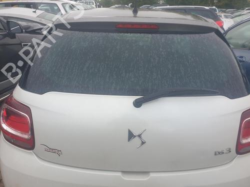 Używane Klapa tylna bagażnika DS DS 3 (SA_) 1.6 BlueHDi 116 (SABHXM) (116 hp) 28614030
