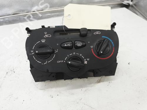 Used Climate control PEUGEOT 206+ (2L_, 2M_) 1.4 i (2LKFWA, 2MKFWA) (75 hp) 22875905