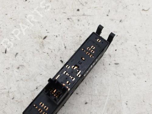 Left front window switch BMW 3 (E46) 330 d | BP24422714I27 - Image 4