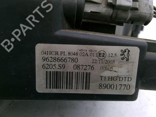 Right headlight PEUGEOT 206 Hatchback (2A/C) 2.0 HDI 90 | BP22886211C29 