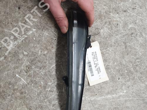 right-front-indicator-mercedes-benz-c-class-w205-2013-2014-2015-2016-2017-2018-2019-2020-2021-2022-2023-32416308 main image