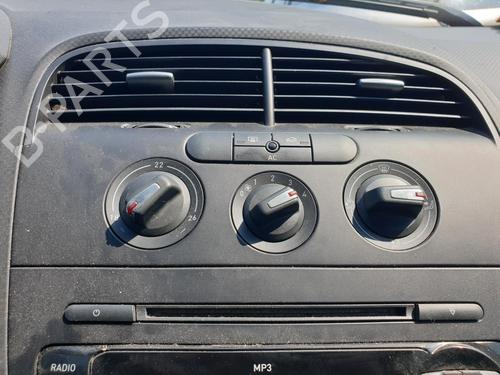Used Climate control Climate control SEAT TOLEDO III (5P2) 1.9 TDI (105 hp) 28020941 28020941