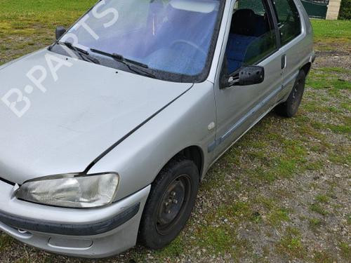 Right front fenders PEUGEOT 106 II (1A_, 1C_) 1.1 i | BP29840026C42