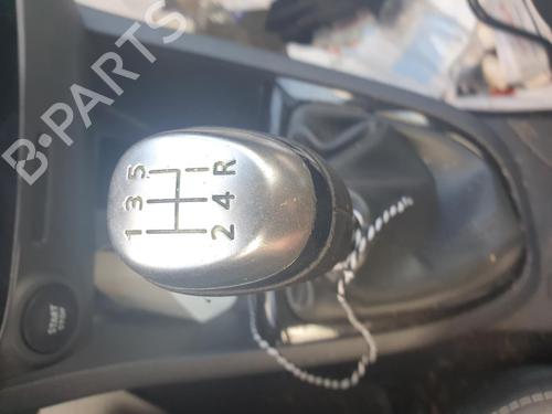 shift-knob-renault-clio-iv-bh_-2012-2013-2014-2015-2016-2017-2018-2019-2020-2021-28707568 main image