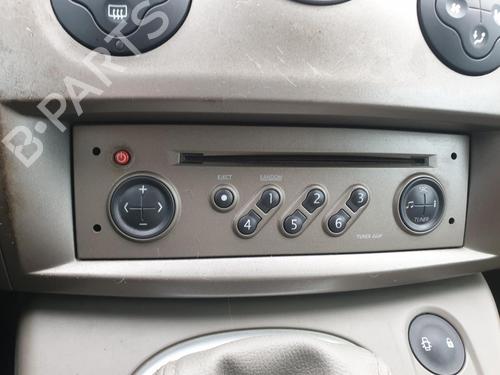 radio-renault-scenic-ii-jm01_-2003-2004-2005-2006-2007-2008-2009-2010-32003283 main image