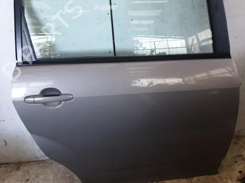 Right rear door TOYOTA COROLLA Verso (ZER_, ZZE12_, R1_) 2.0 D-4D (CUR10_, CUR10R) | BP22884141C5 