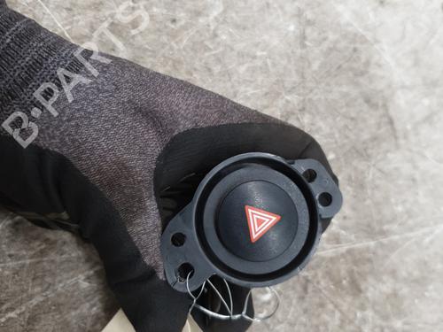 warning-switch-peugeot-108-2014-33461396 main image