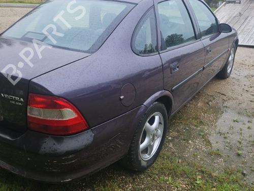 Left front fog light OPEL VECTRA B (J96) 1.6 i 16V (F19) | BP30978070C30 