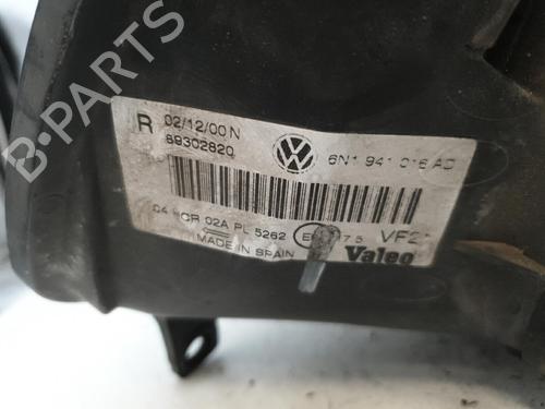 Used Right headlight VW POLO (6N2) 1.9 SDI (64 hp) 25842799