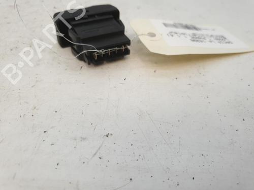 Used Switch Switch DACIA LOGAN (LS_) 1.4 (LS0A, LS0C, LS0E, LS0G) (75 hp) 24421653 24421653