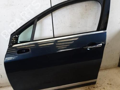 Used Left front door Left front door CITROËN C5 III (RD_) 2.7 HDi (RDUHZJ) (204 hp) 22865526 22865526