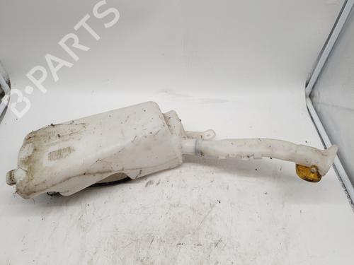 Used Windscreen washer tank RENAULT CLIO III (BR0/1, CR0/1) 1.5 dCi (C/BR0G, C/BR1G) (68 hp) 22877565