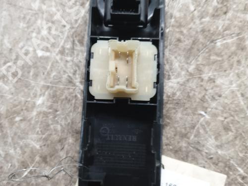 Left front window switch RENAULT CLIO IV (BH_) 0.9 TCe 90 (BHNF, BHMA, BHMH, BHJK, BHJR) | BP28684861I27 - Image 2