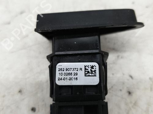 Used Warning switch Warning switch RENAULT CLIO IV (BH_) 1.5 dCi 75 (75 hp) 22884765 22884765